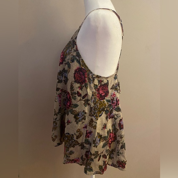 Kori Floral Tie-Back Tank - Picture 4 of 10